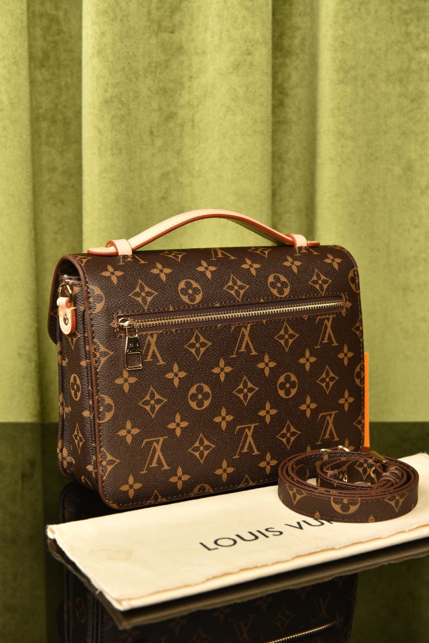 Pochette Metis