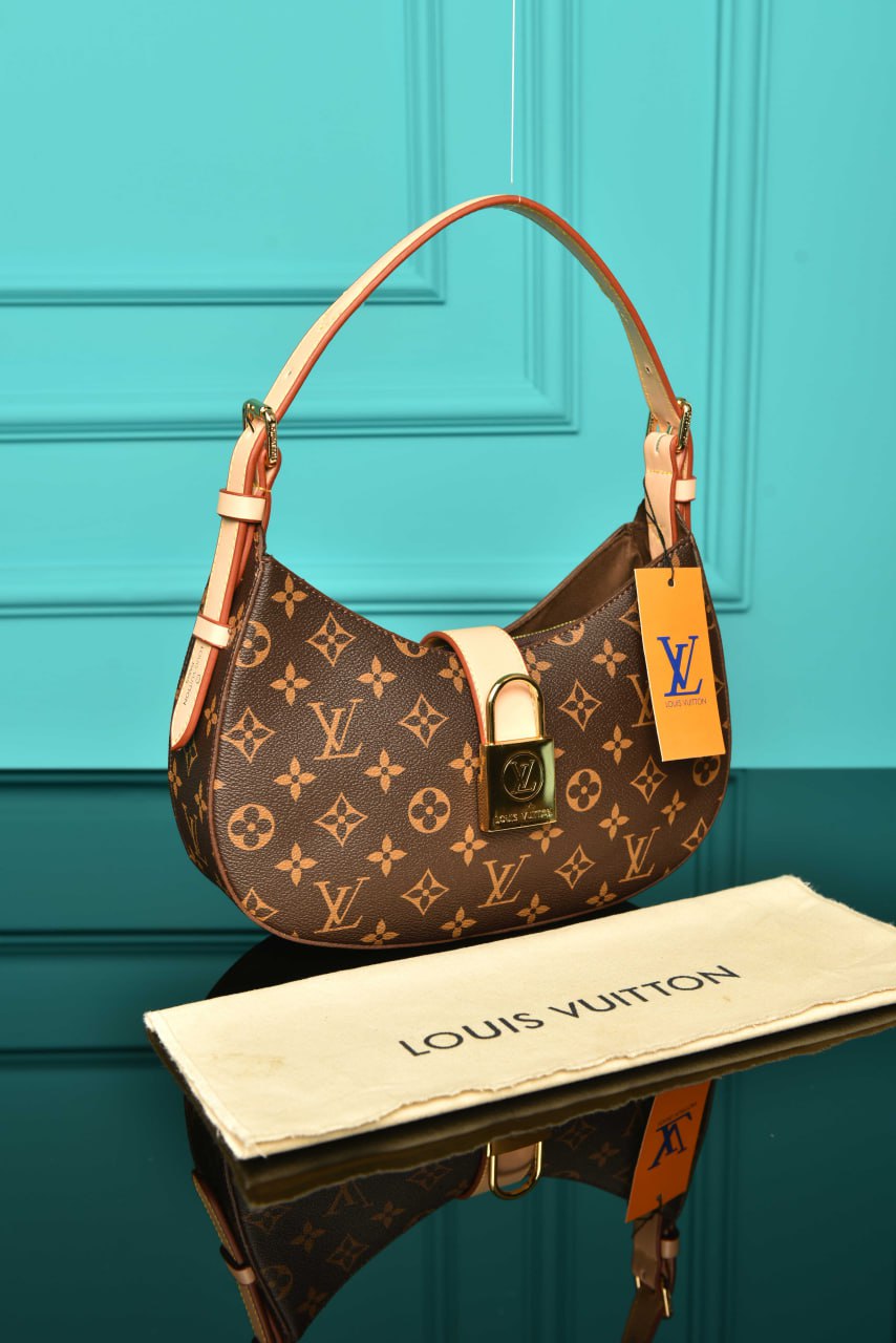 Low Key Shoulder Bag